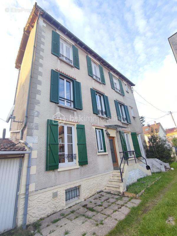 Appartement à SAVIGNY-SUR-ORGE