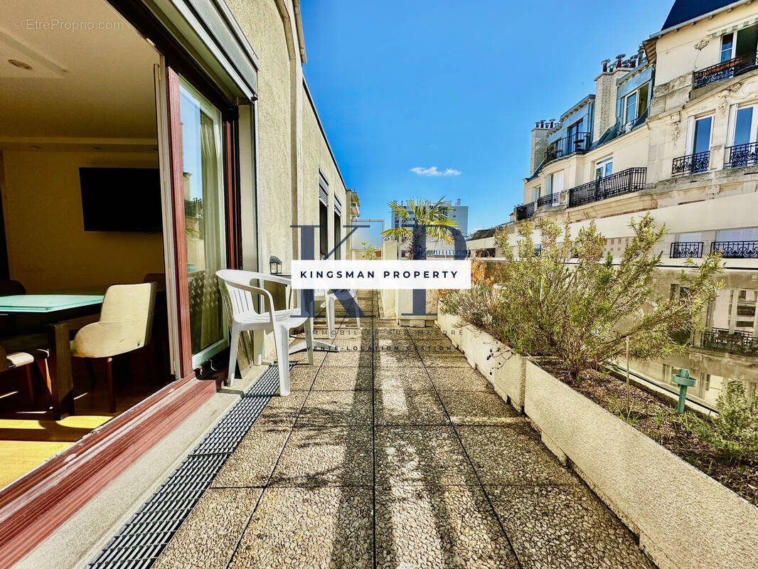 Appartement à PARIS-20E