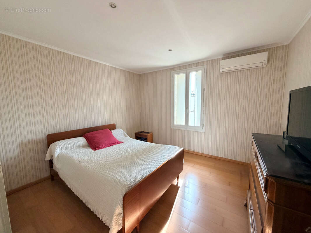 Maison à SAINT-GEORGES-D'ORQUES