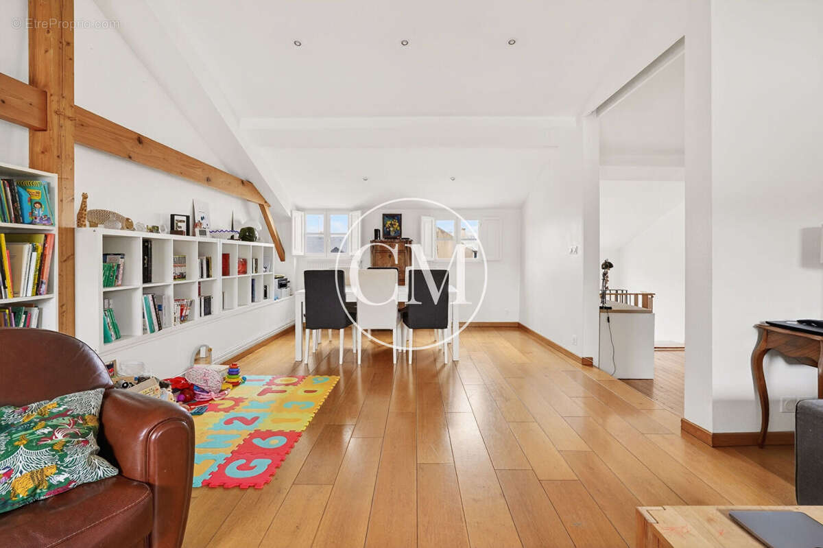 Appartement à VERSAILLES