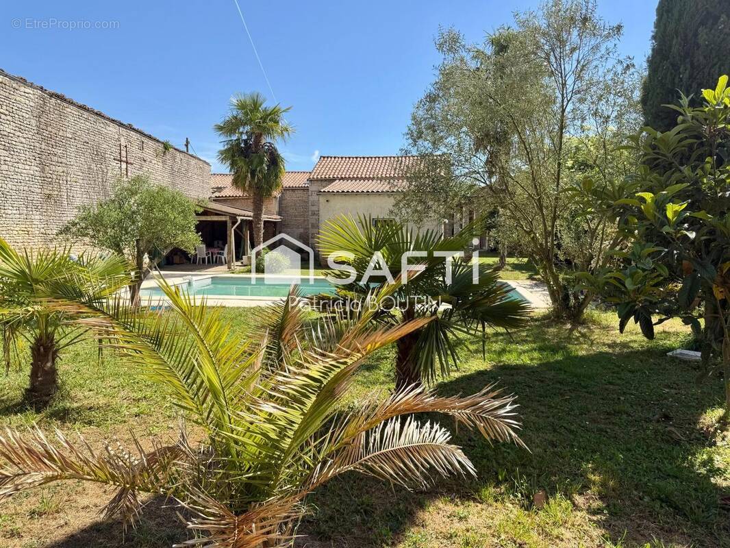 Photo 1 - Maison à VILLIERS-EN-PLAINE