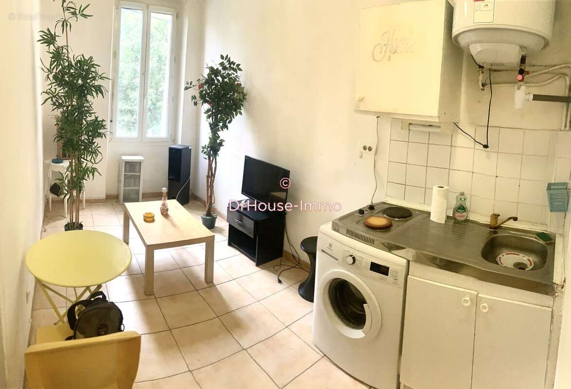Appartement à MARSEILLE-1E