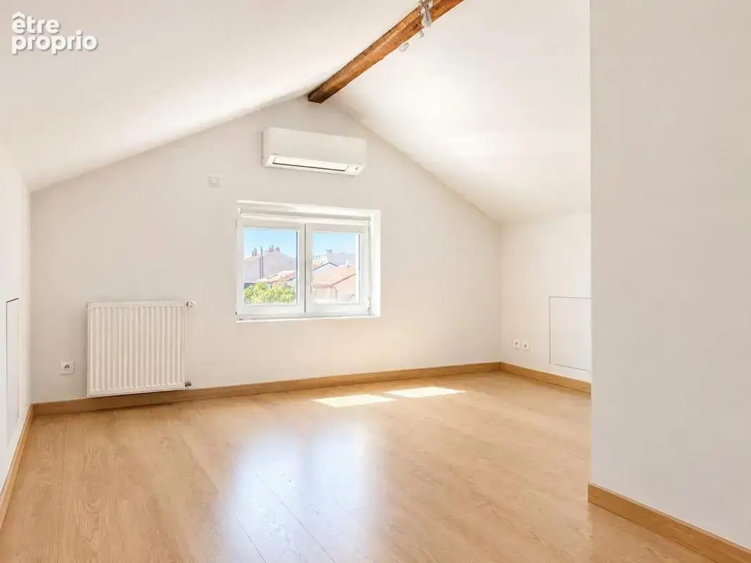 Maison 9 pièces 163 m² à vendre à Lyon-8e (69008) - photo 12