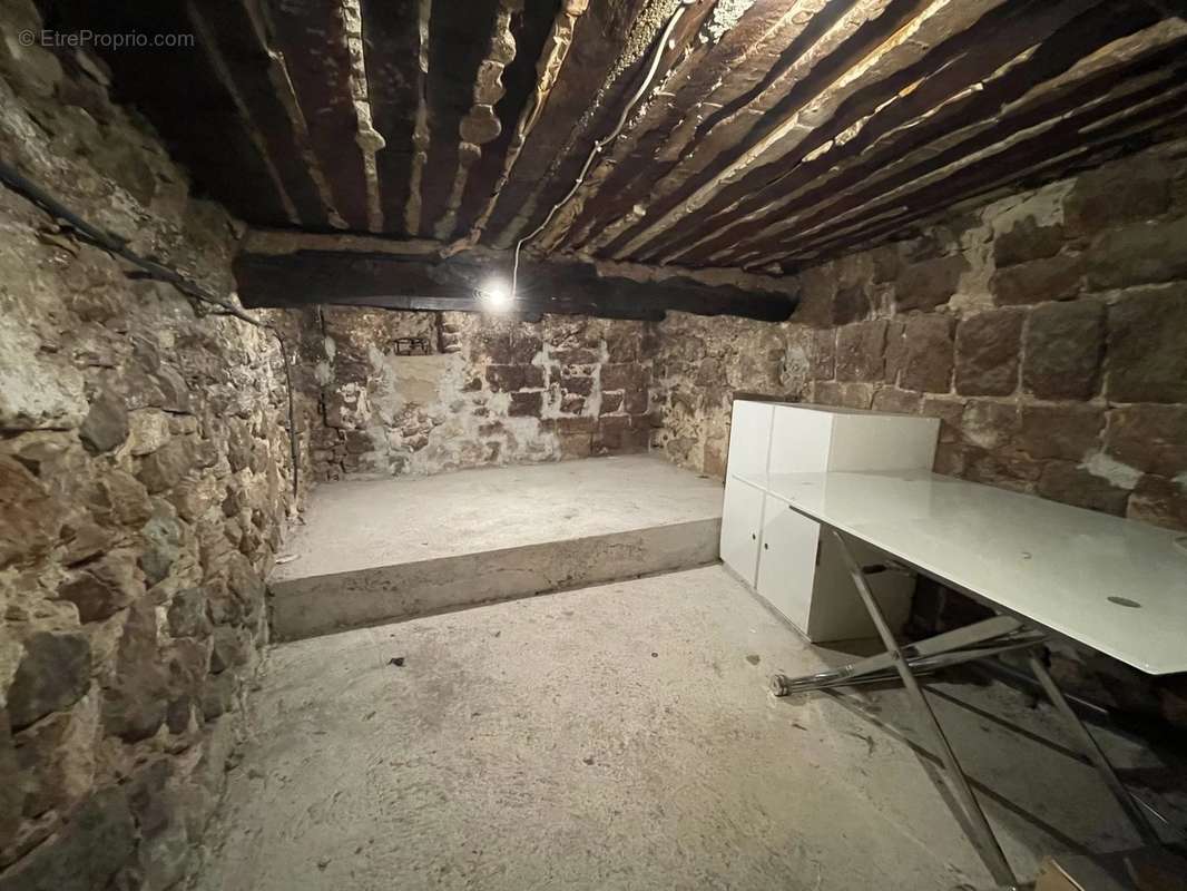 Appartement à PEILLE