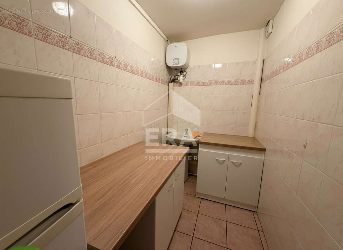 Local commercial 85m² à lançon-provence - photo 6
