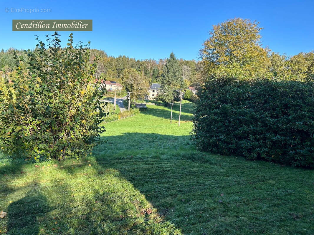 Maison à SAINT-MARTIN-CHATEAU