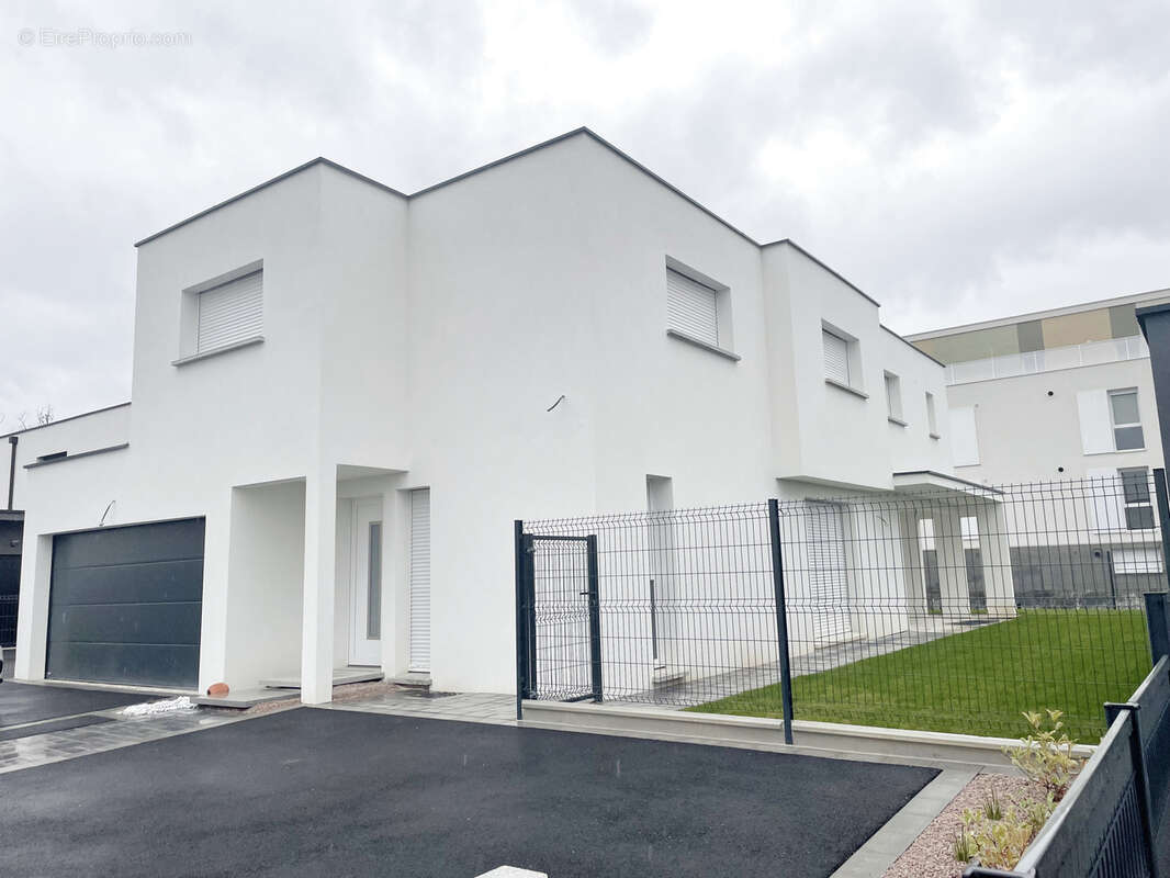 Maison à SIERENTZ