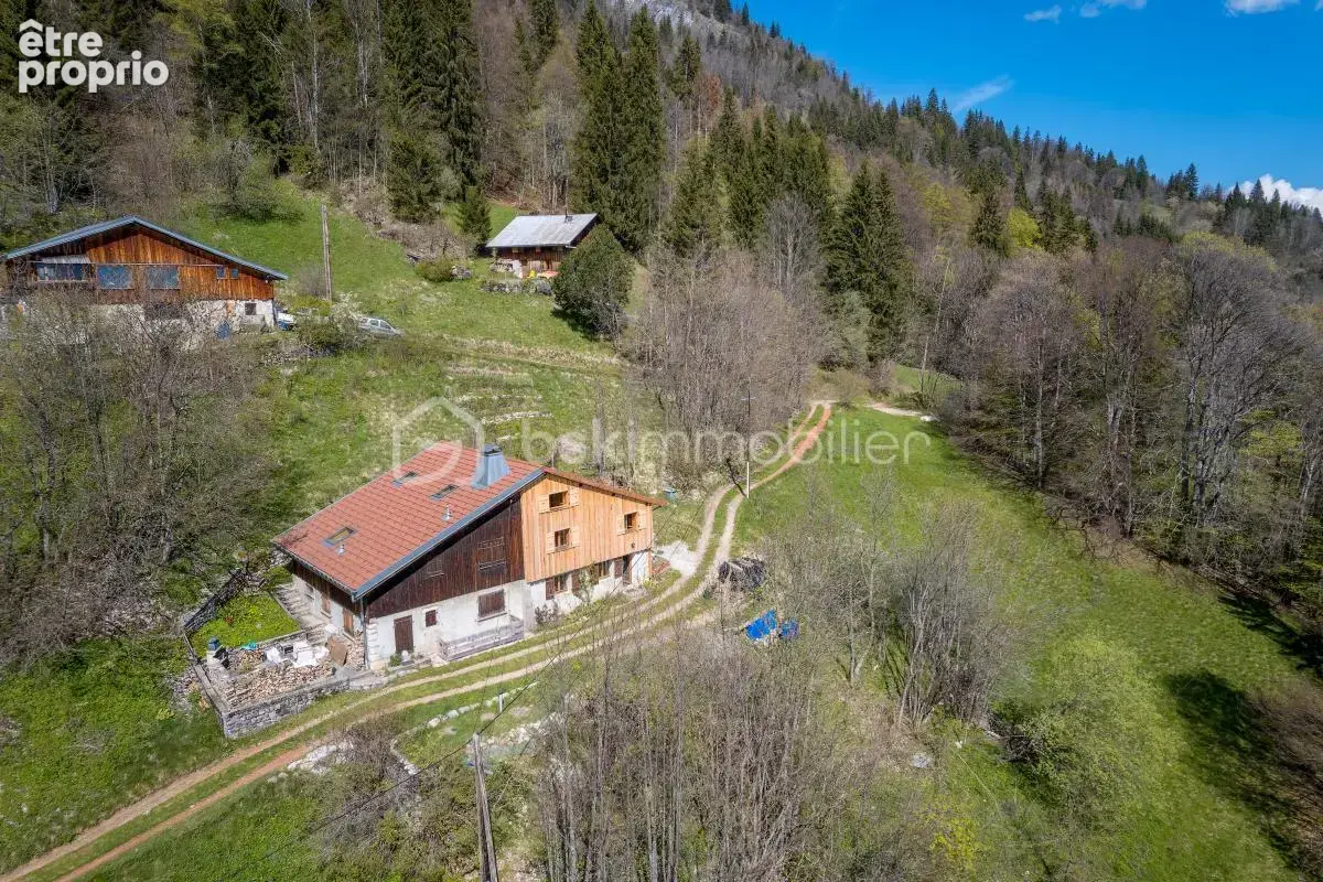 Maison 6 pièces 144 m² · à Brizon · 144 m² · 399 000 €