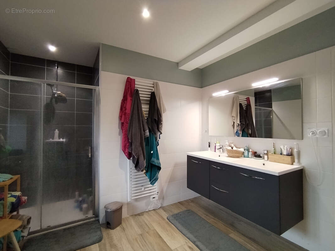 Maison de bourg 6 pièces 172 m2 - photo 8
