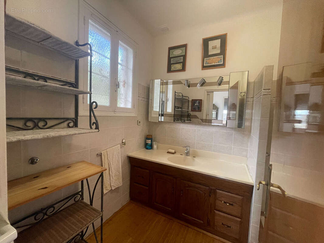 Appartement à SAINT-MANDRIER-SUR-MER