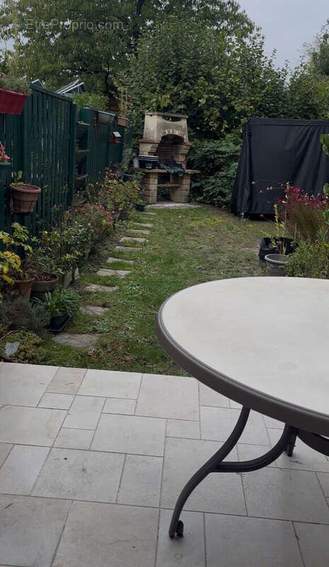 Maison à LIVRY-GARGAN