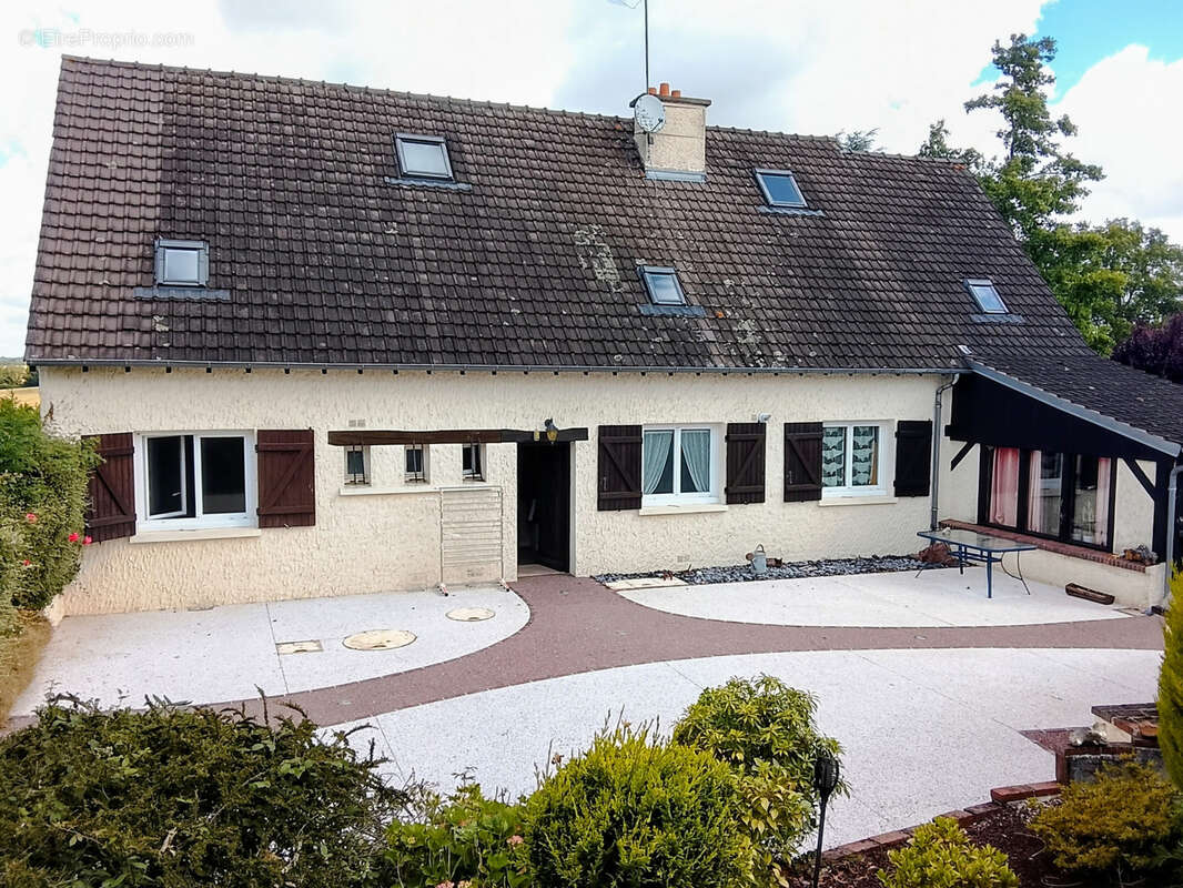Maison à CHAMBEUGLE