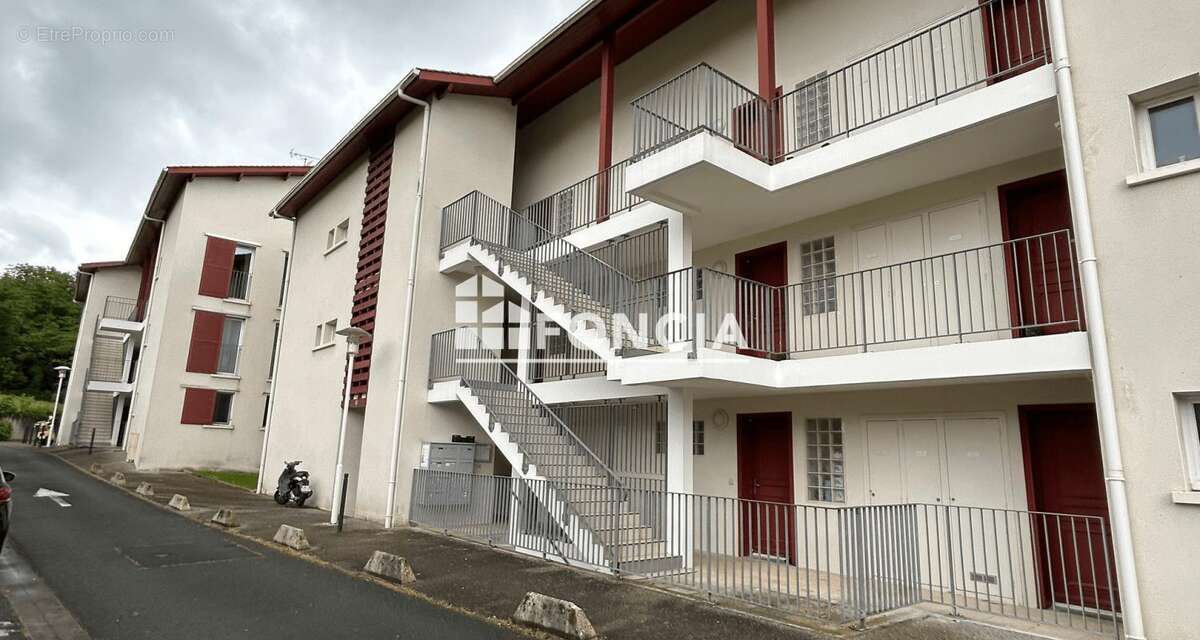 Appartement à SAINT-PIERRE-D'IRUBE