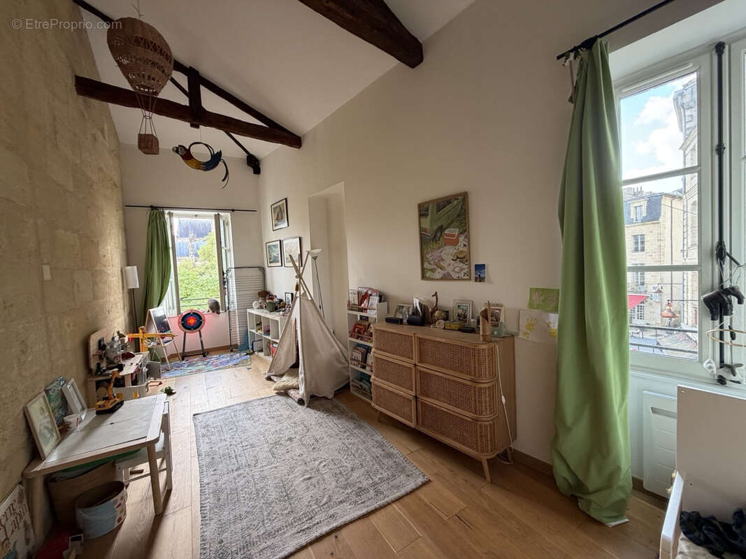 Appartement à BORDEAUX