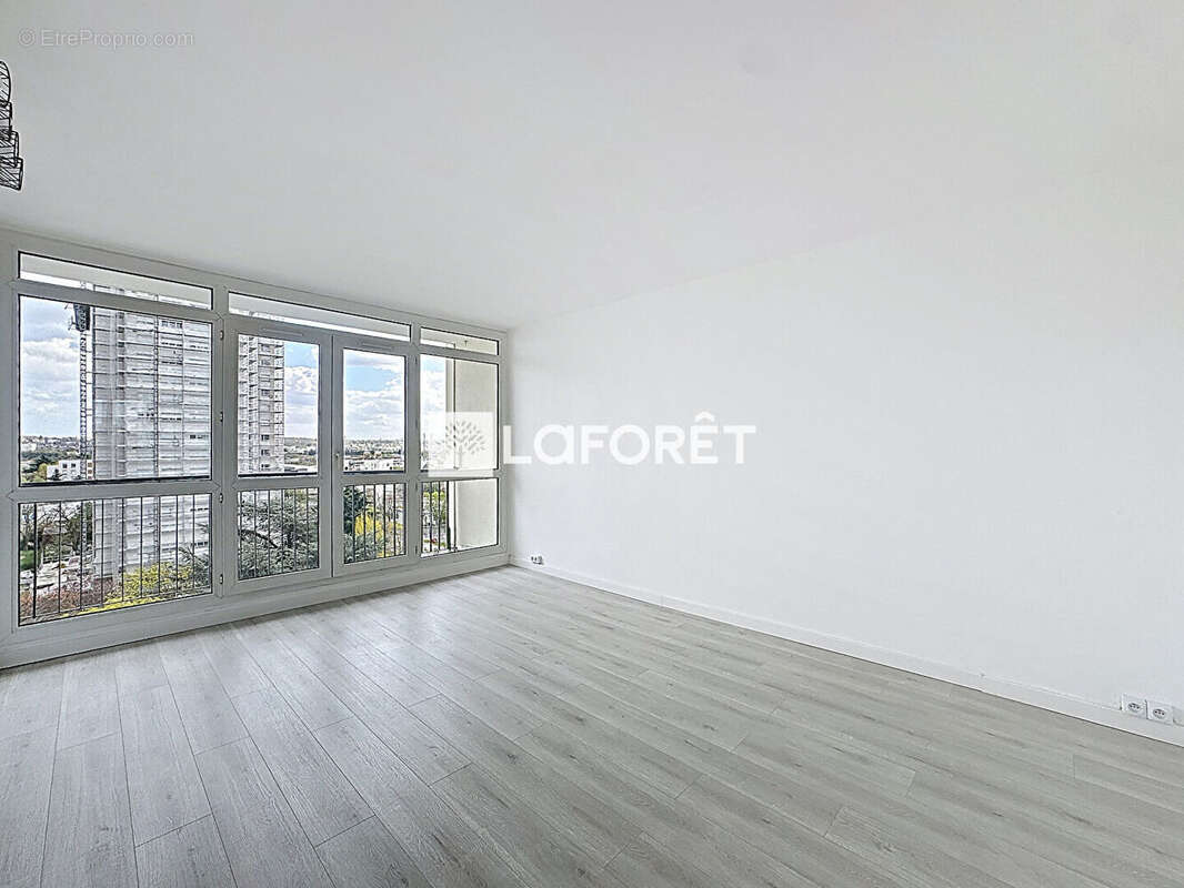 Appartement à BONNEUIL-SUR-MARNE