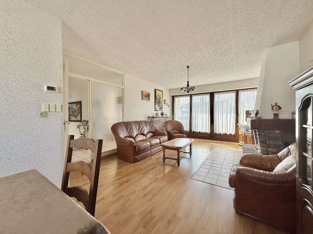 Maison à POURNOY-LA-CHETIVE