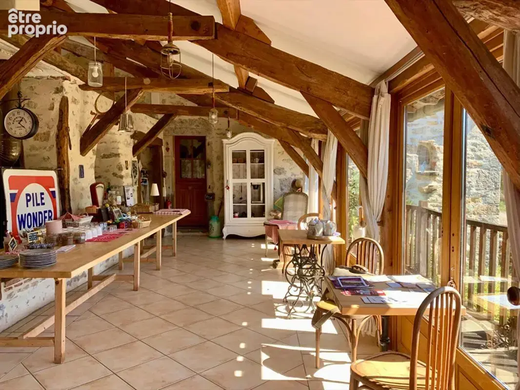 Maison d'hôtes 440 m² avec gîte, piscine et parc de 7 285 m² - vue Saint-Cirq-Lapopie - photo 4