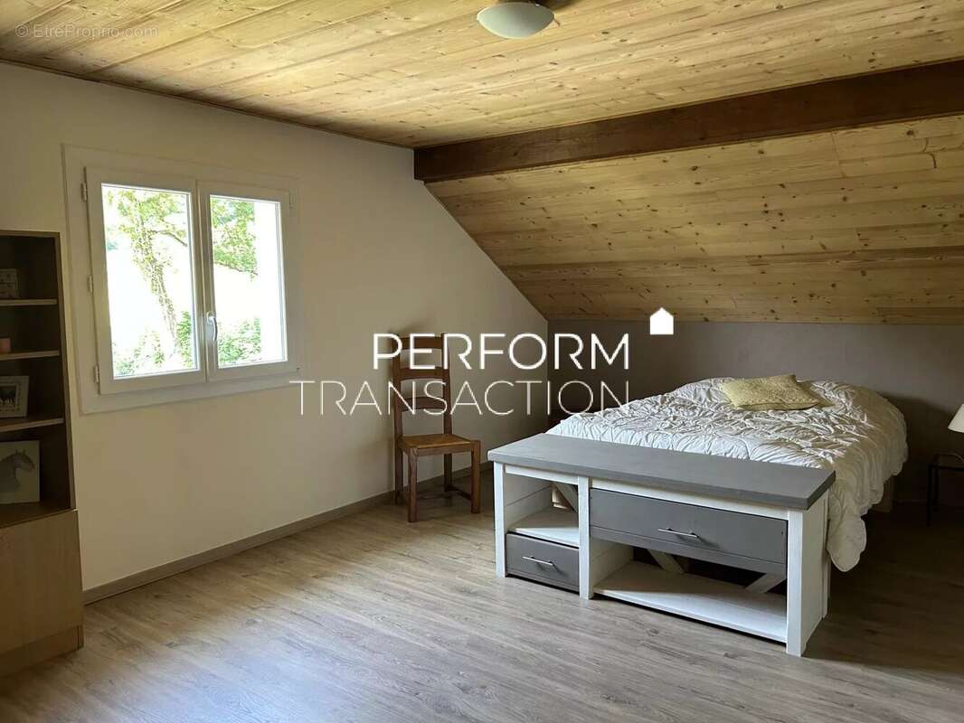 Maison à SAINT-MARTIN-D&#039;URIAGE