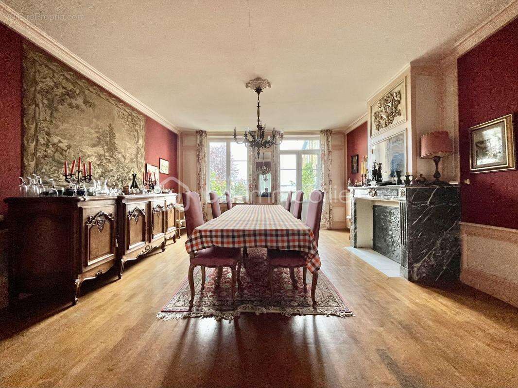 Maison à BALAN