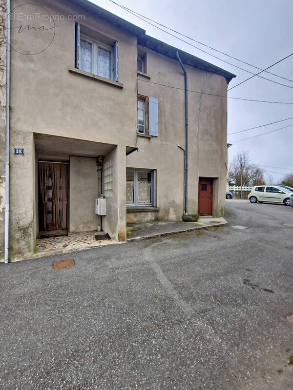 Maison à LACAUNE