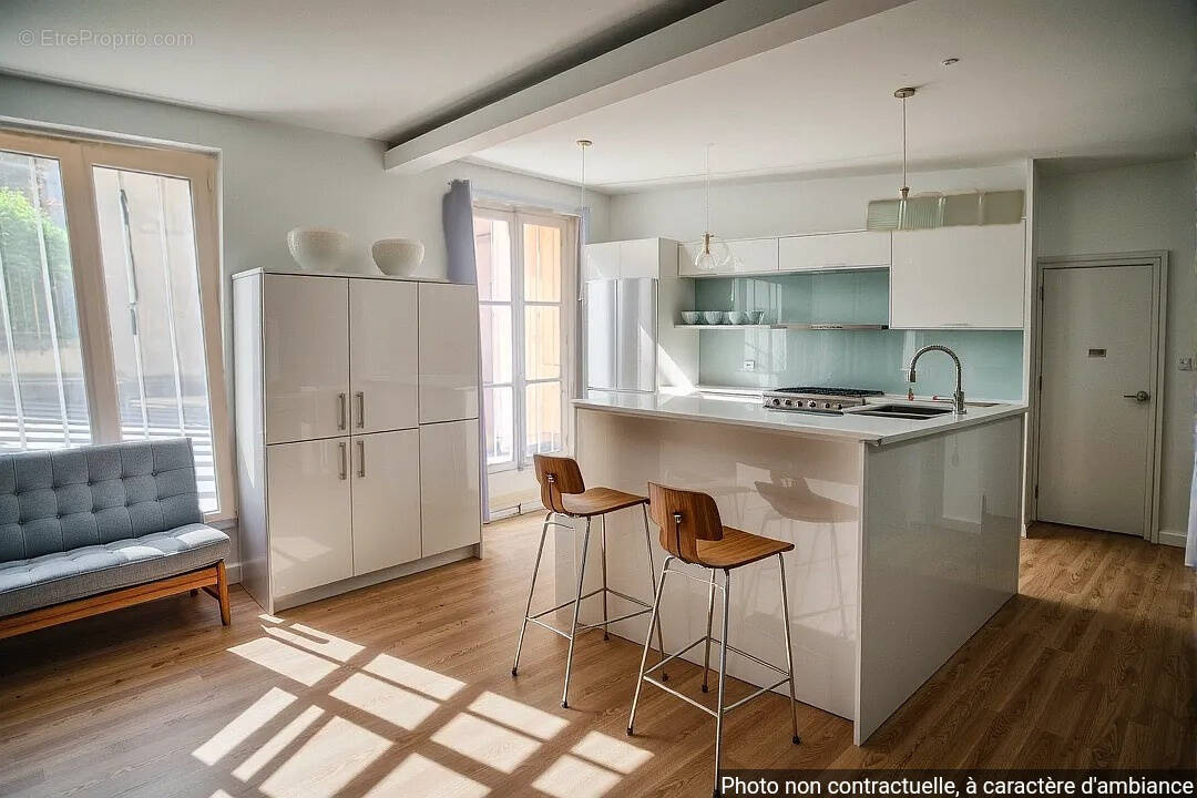 Appartement à PARIS-11E