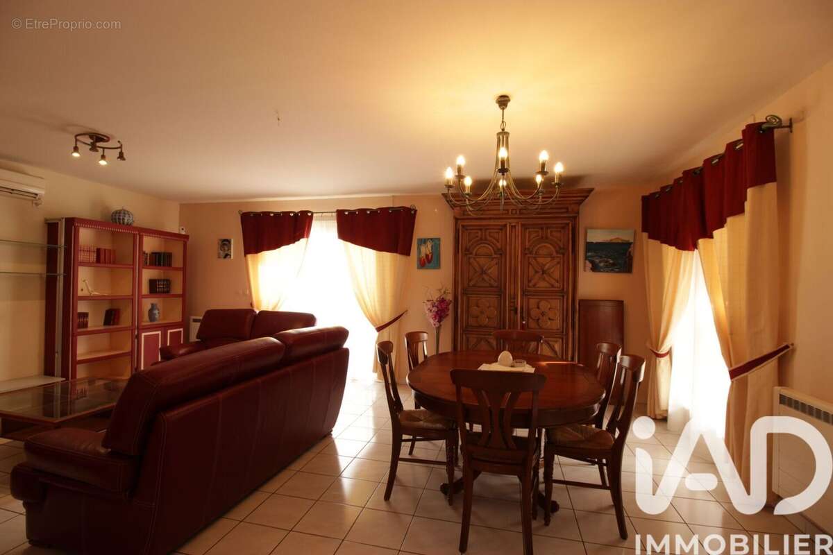 Photo 9 - Maison à TROUILLAS