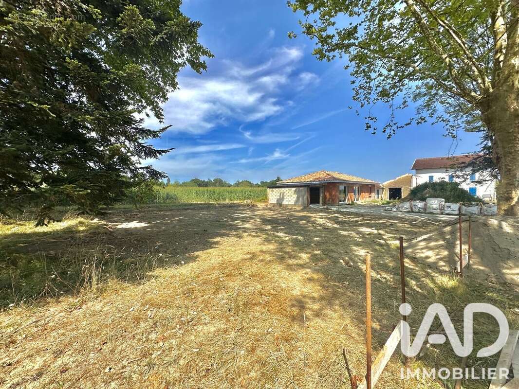Terrain 499 m² à Saint-Martin-De-Hinx  - photo 5