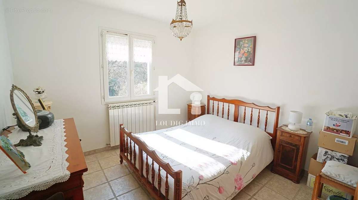 Maison à TOURRETTES-SUR-LOUP