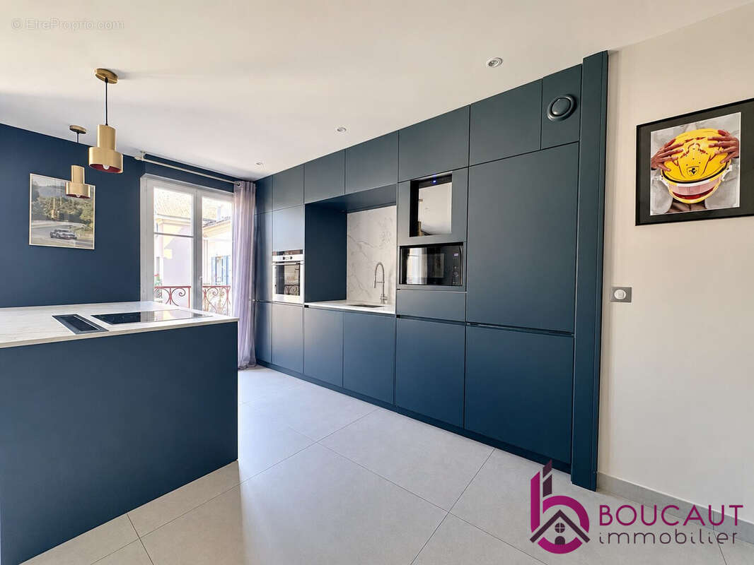 Appartement à LE PLESSIS-ROBINSON