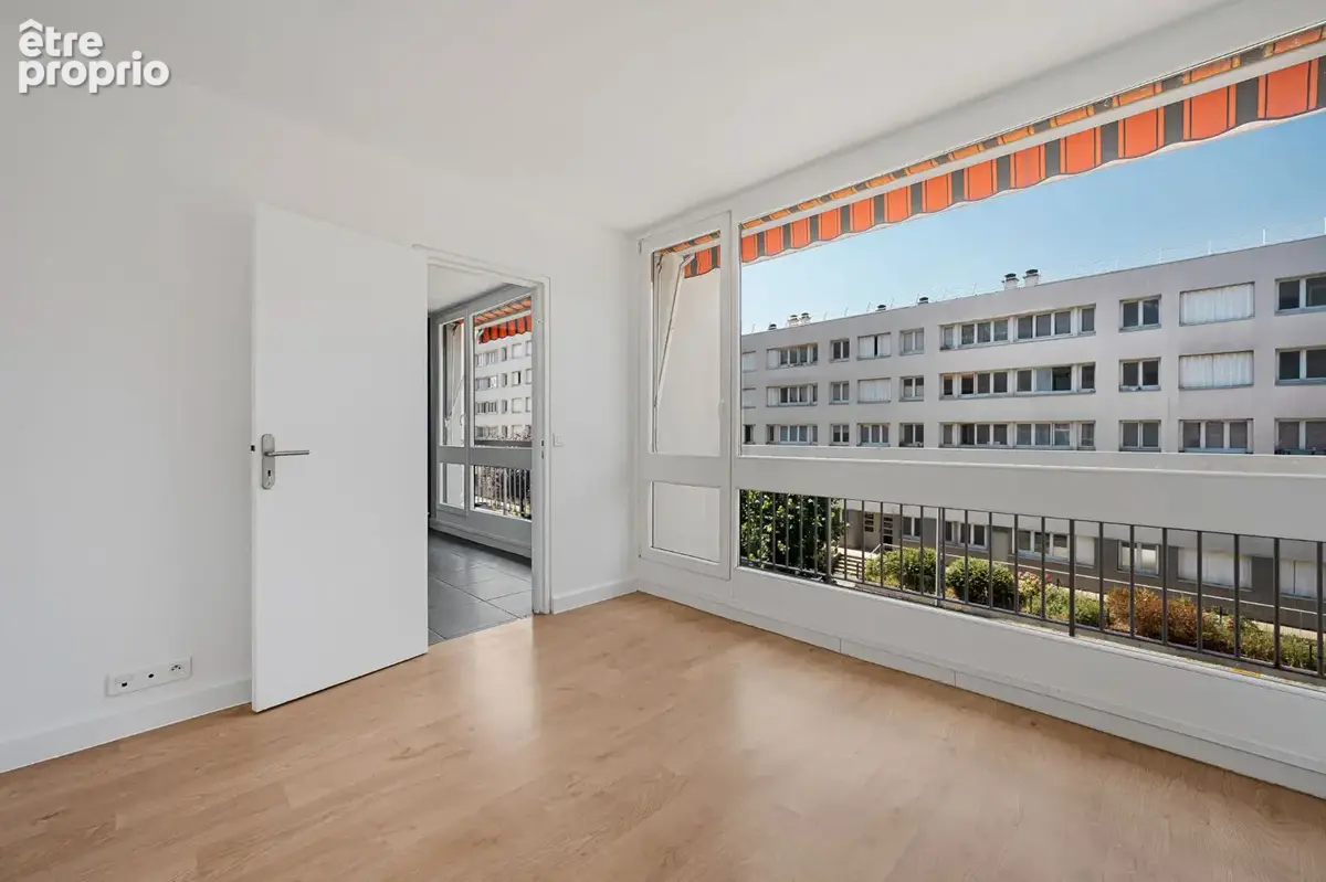 Appartement 2 pièces lumineux - Ligne 13  Etienne Dolet - Balcons - photo 10