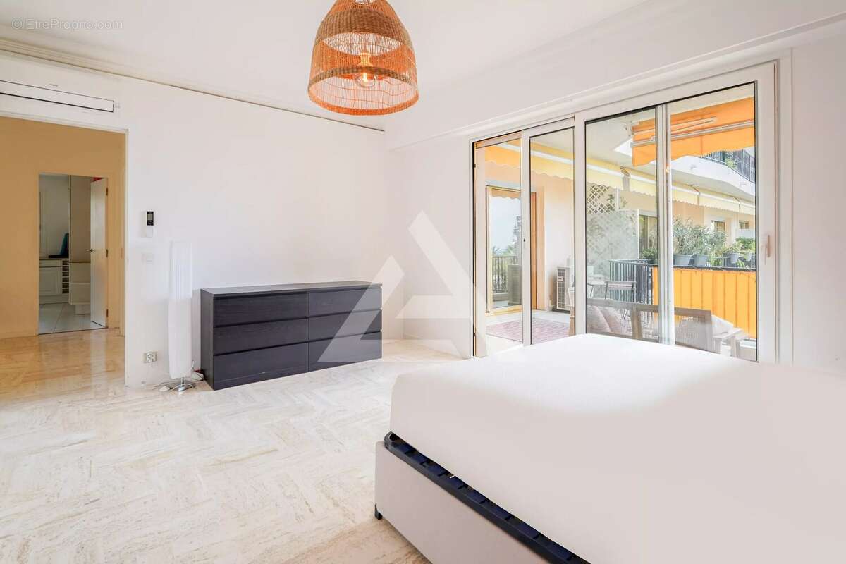 Appartement à CAP-D'AIL