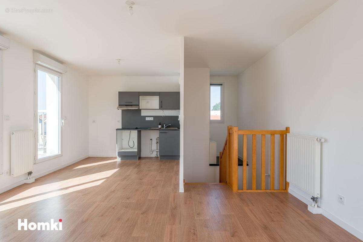 Appartement à REZE