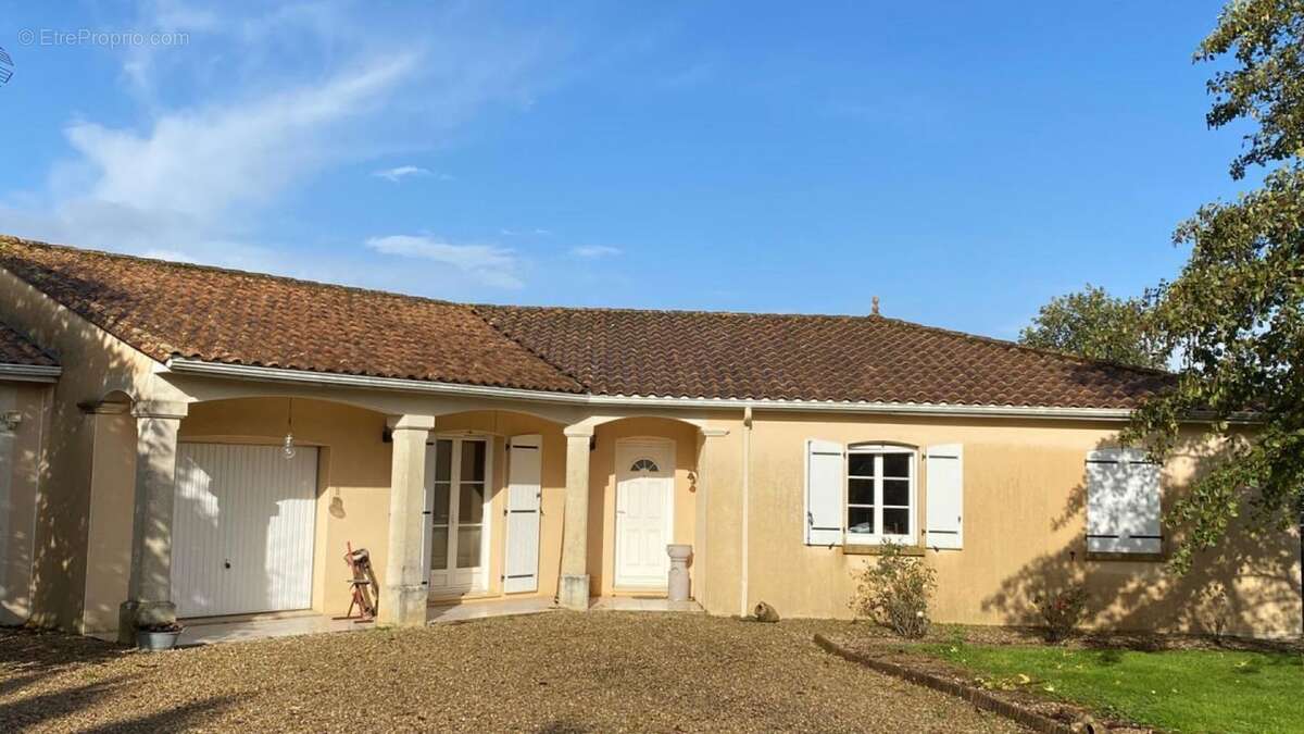 Maison à SAINT-CLAUD