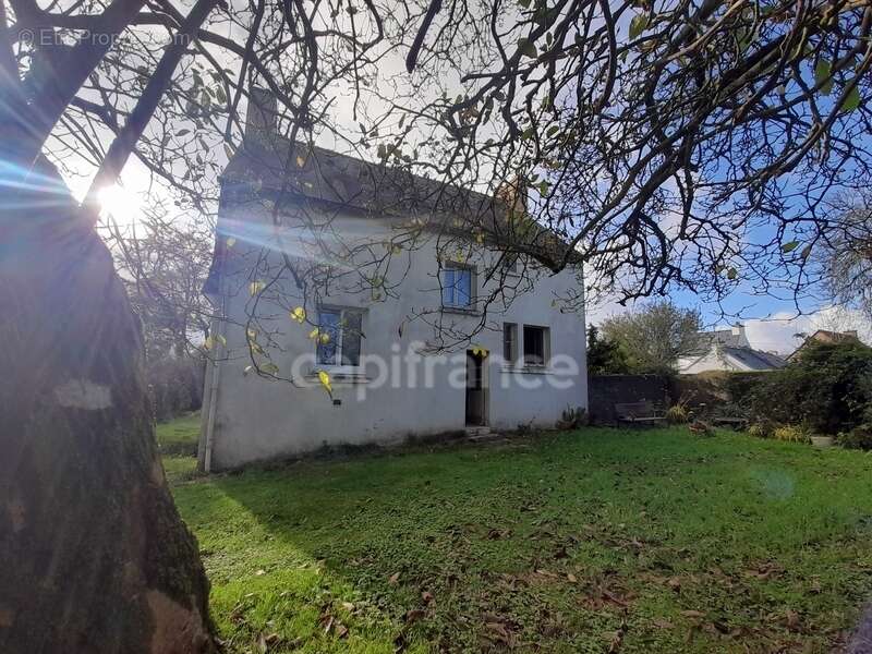 Maison à PLOGONNEC