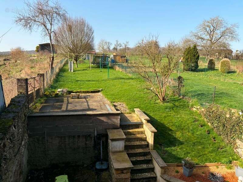 Maison à vendre 3 chambres et jardin à ROMAGNE SOUS MONTFAUCON (55) - photo 8
