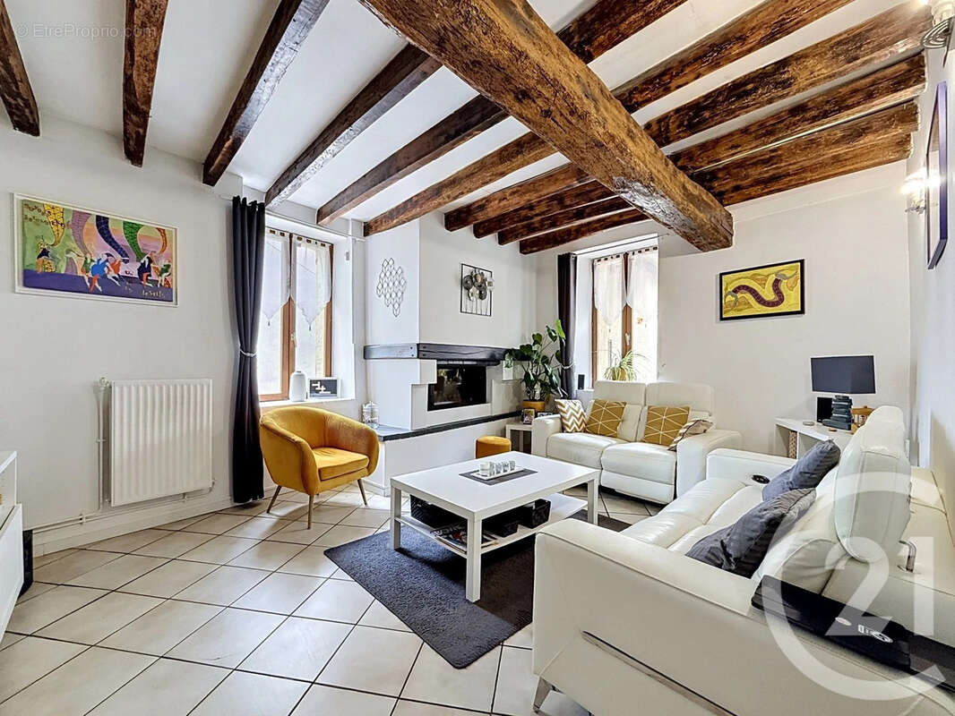 Maison à MICHERY