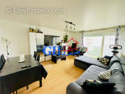 Appartement à SAVIGNY-LE-TEMPLE