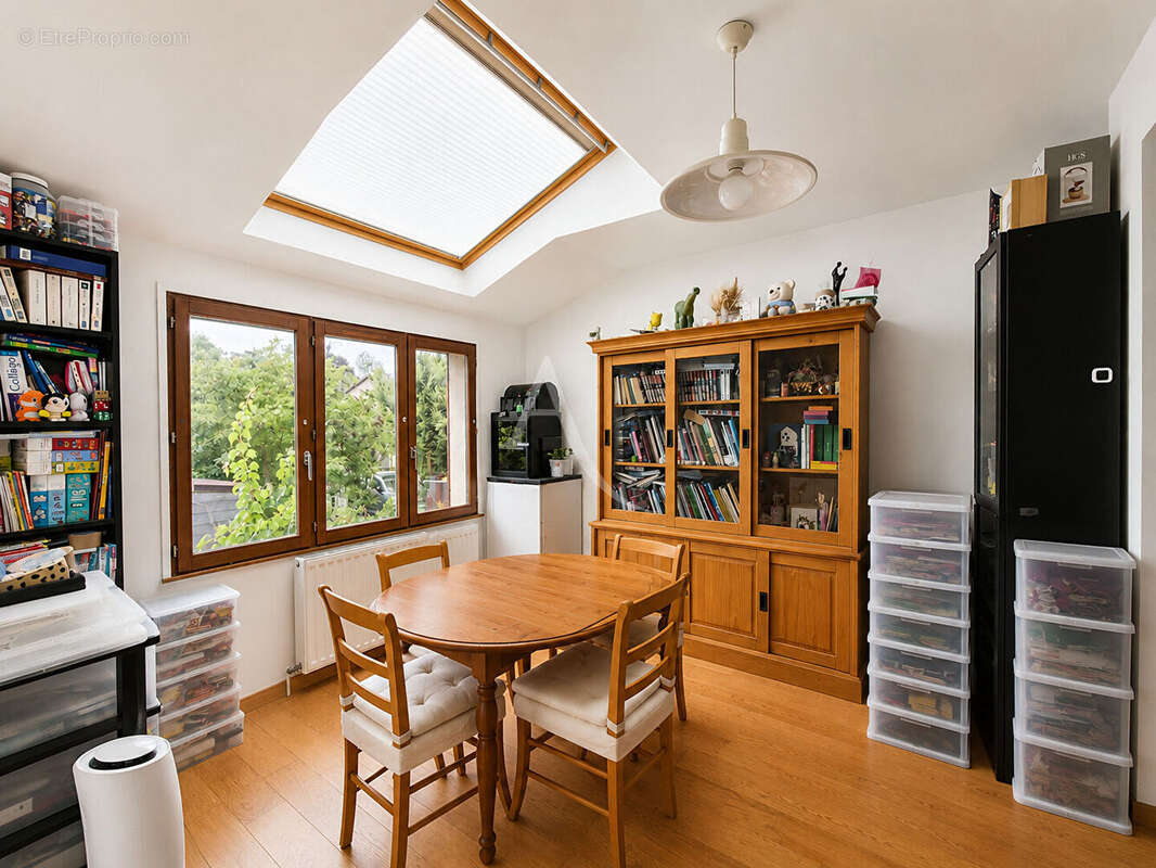 Maison familiale 6 pièces - 110 m² - Bures-sur-Yvette - photo 2