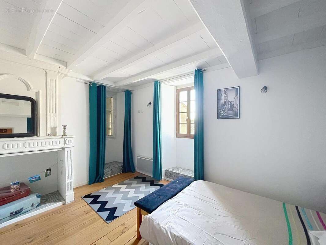Maison 175 m² à Vibrac  - photo 8