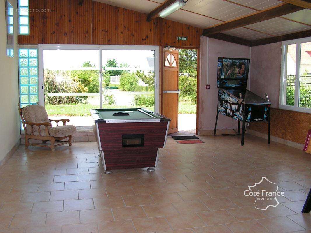 PROPRIETE 295 m2 avec piscine - photo 2