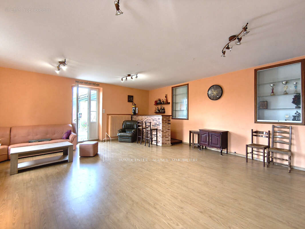 Maison à MONTMEYRAN