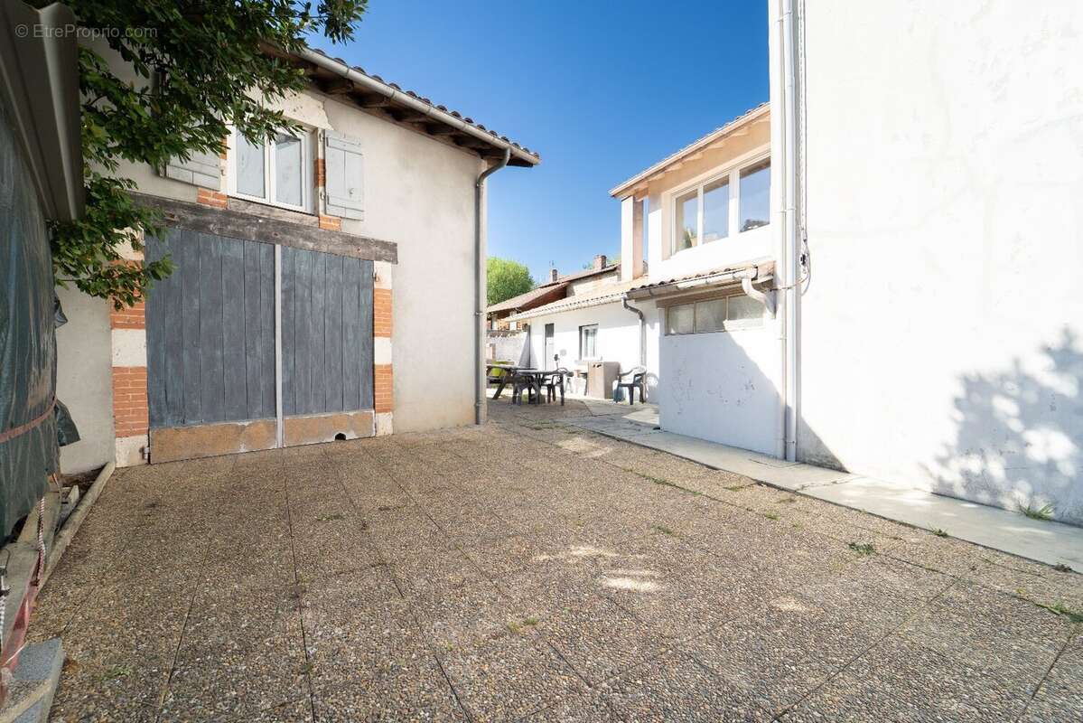 Maison à ROQUEFORT