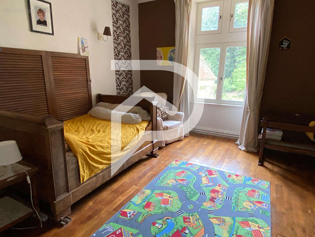 Maison à BEAUMONT-SARDOLLES