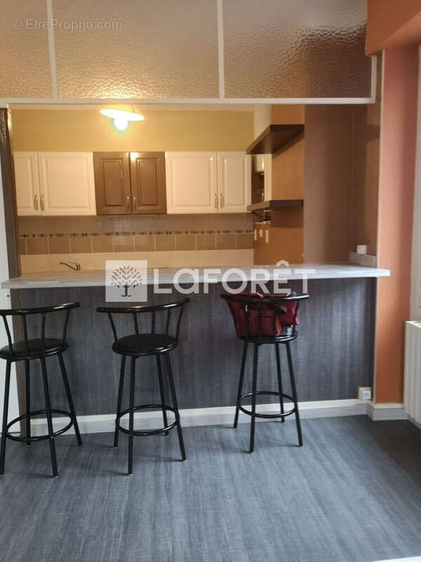 Appartement à SALINS-LES-BAINS