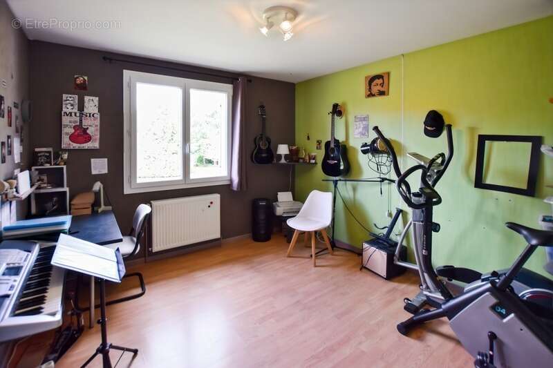 Maison sur sous-sol de 156 m2avec terrain de 4283 m2 à  ANTULLY (71) - photo 15