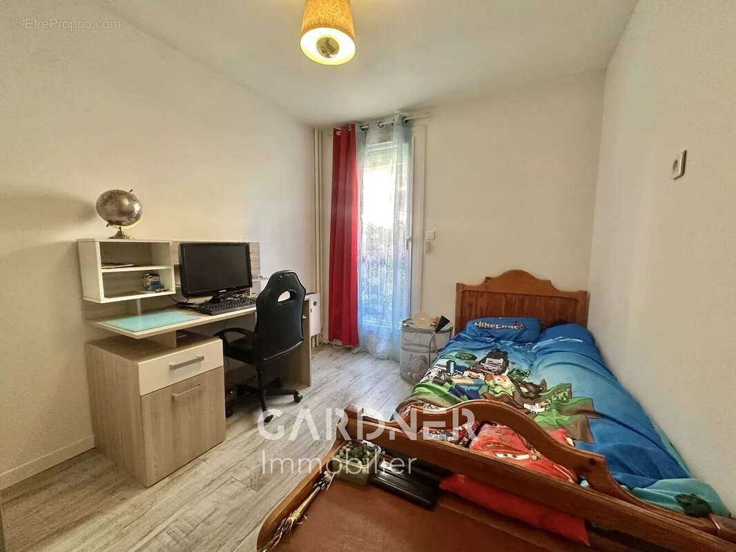 Appartement à AUBAGNE