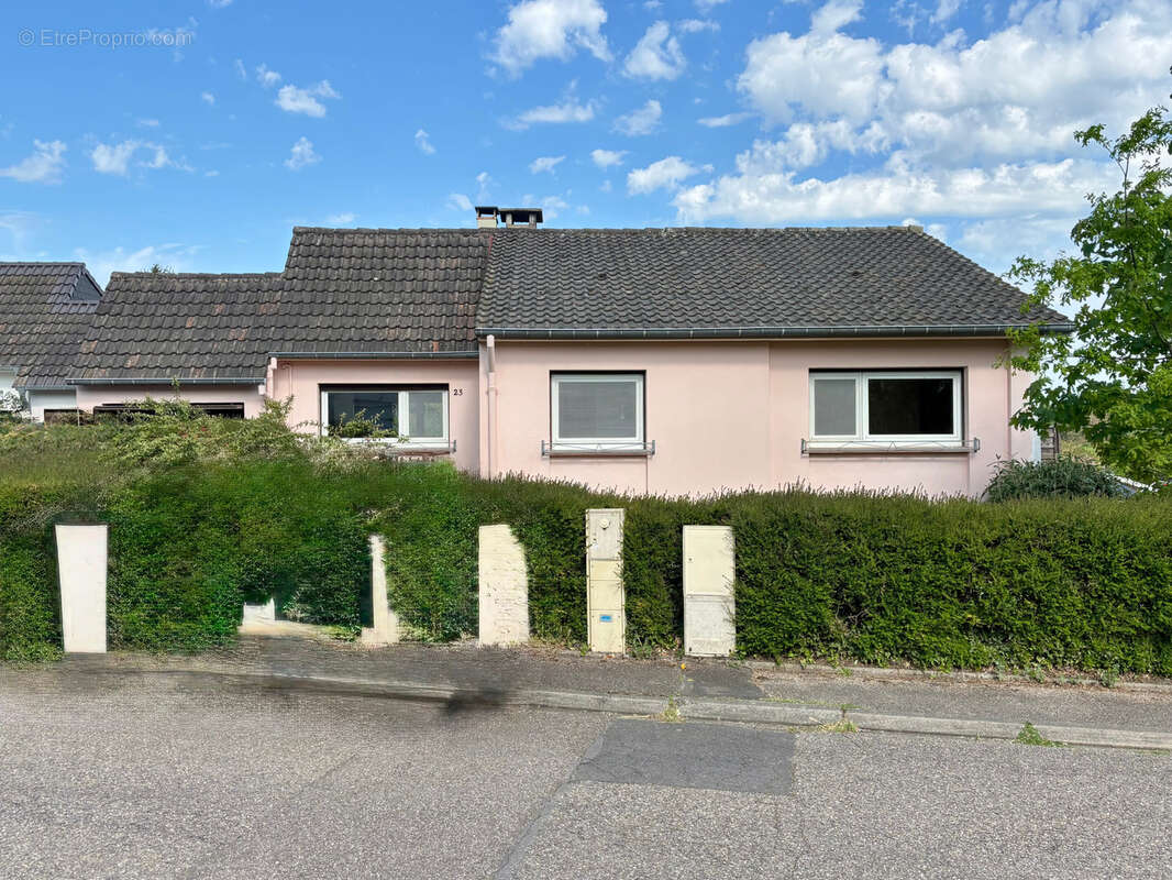 Maison à ROZERIEULLES