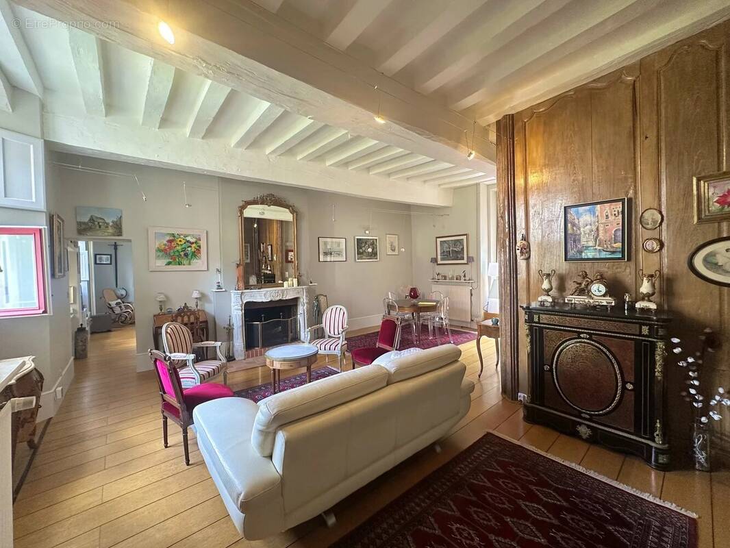 Maison à LAVAL