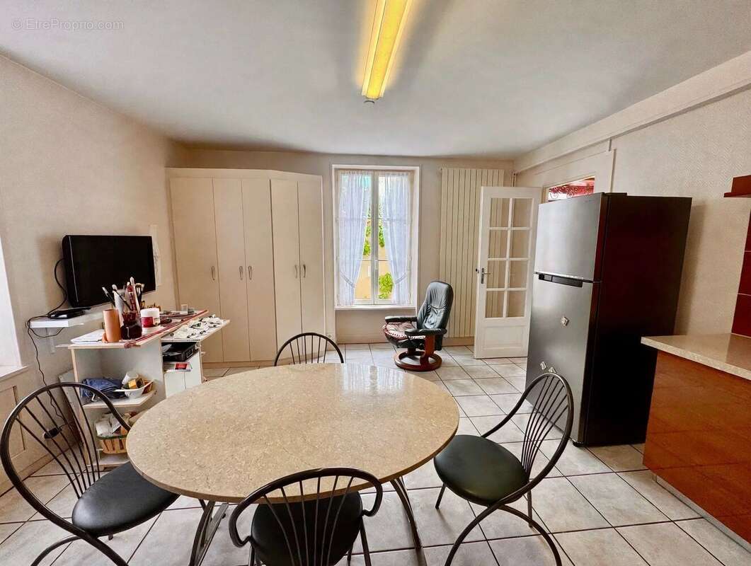 Vente Maison Le breuil-sur-couze(63340) 265 000ï¿œ - photo 8