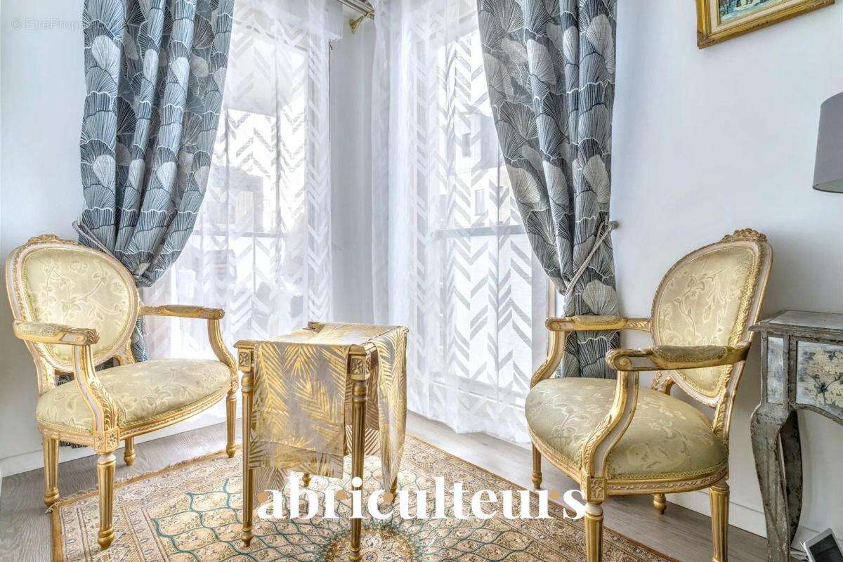 Appartement à COLOMBES